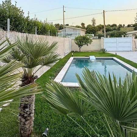 Villa Etoile - Charme & Relax With Pool Авола Екстериор снимка