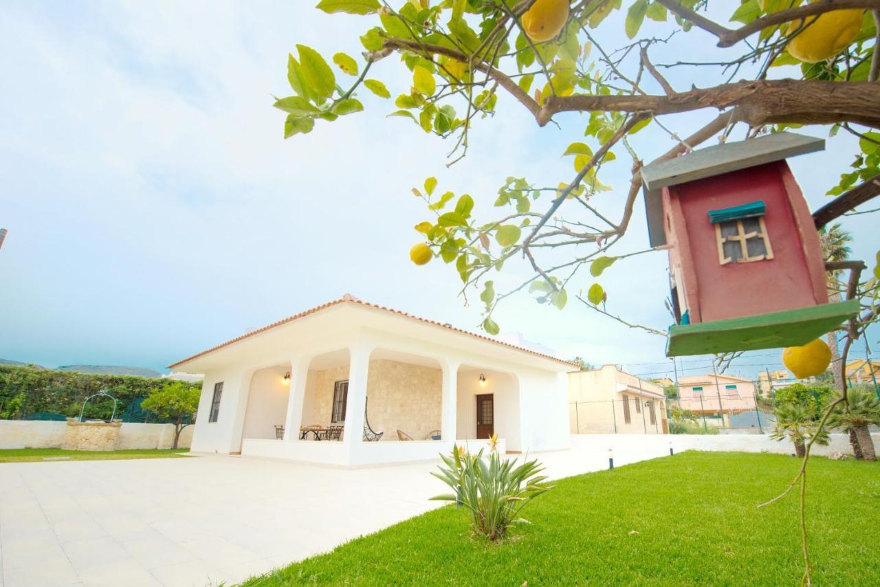 Villa Etoile - Charme & Relax With Pool Авола Екстериор снимка