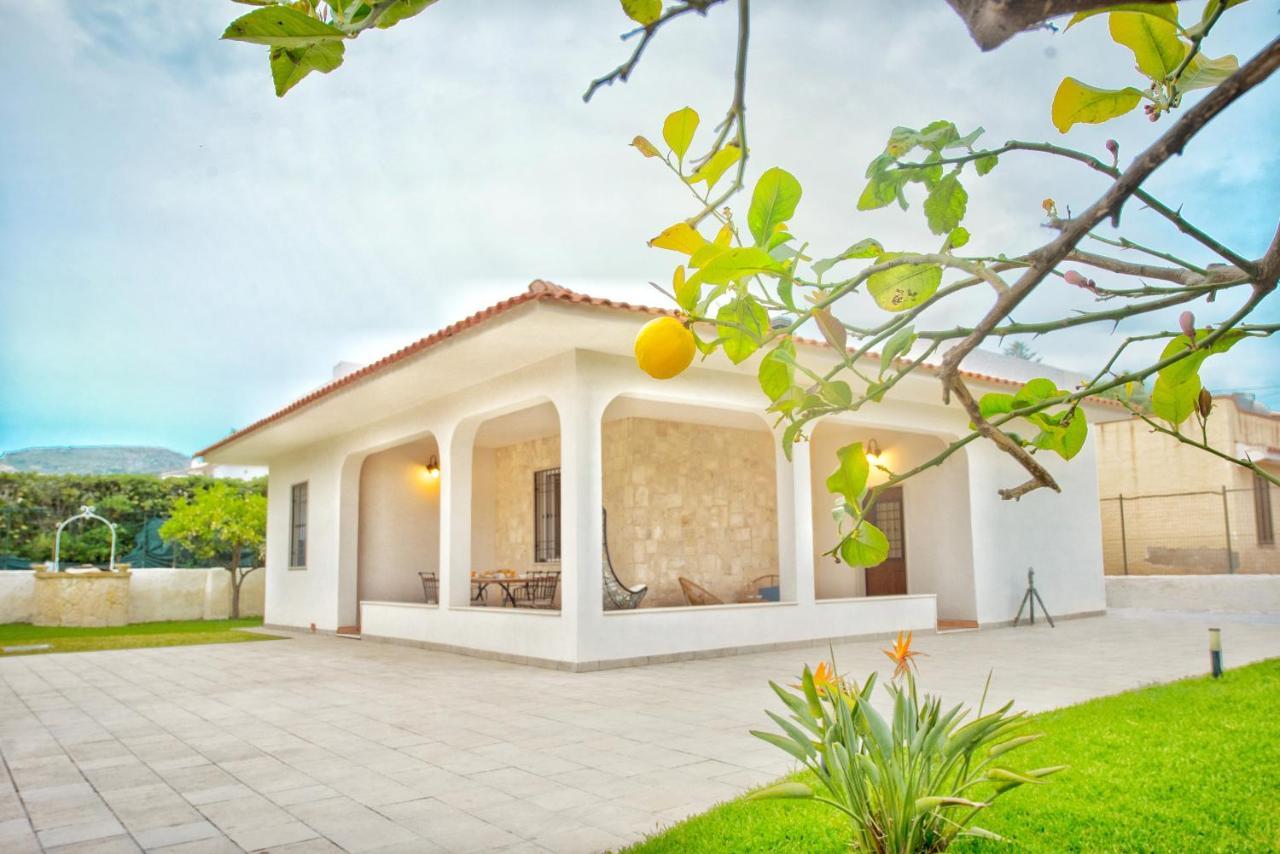 Villa Etoile - Charme & Relax With Pool Авола Екстериор снимка