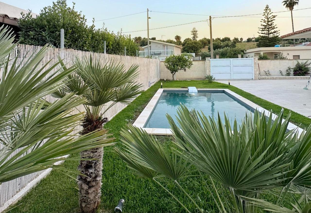 Villa Etoile - Charme & Relax With Pool Авола Екстериор снимка